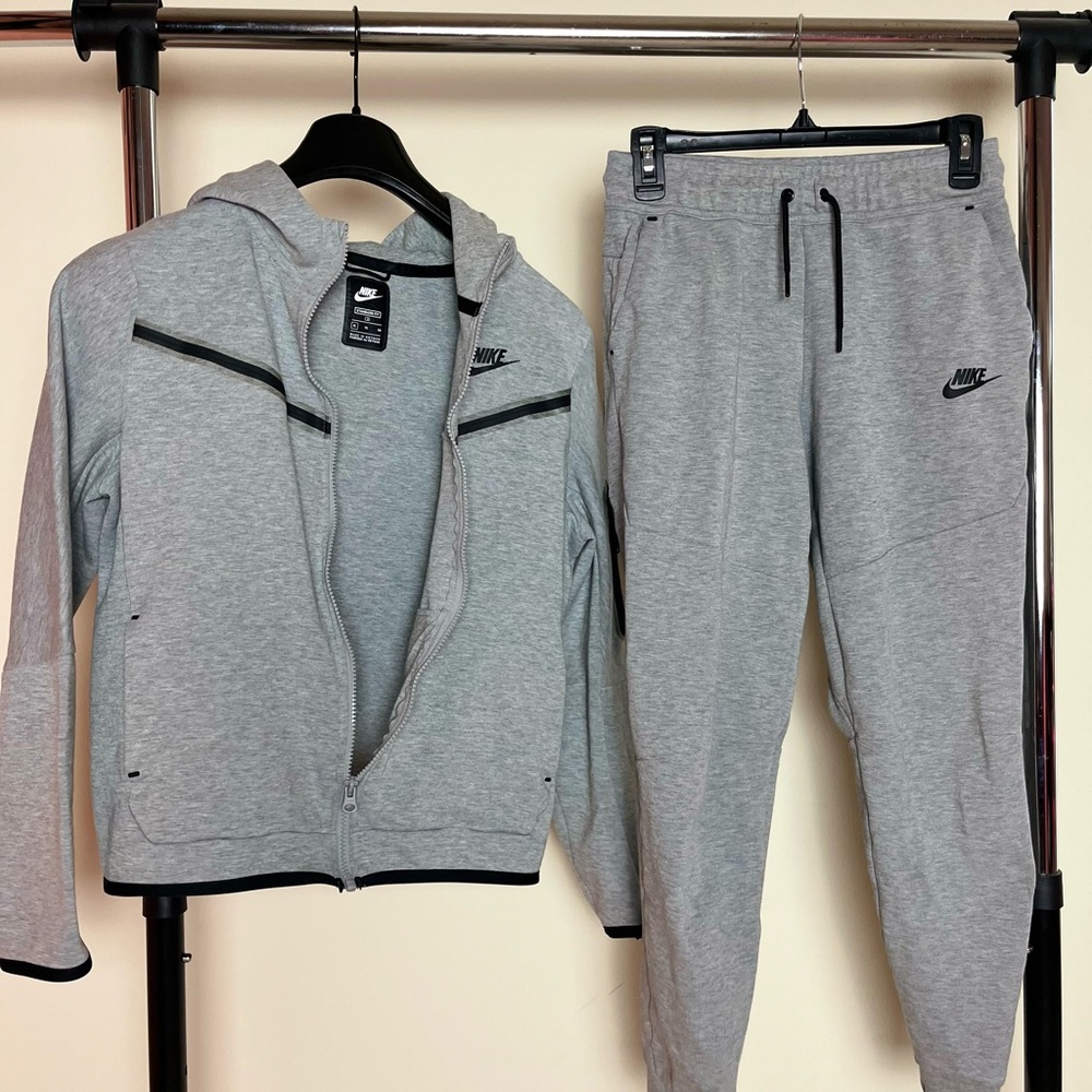 Big Kids | Youth Nike Tech | Full Set